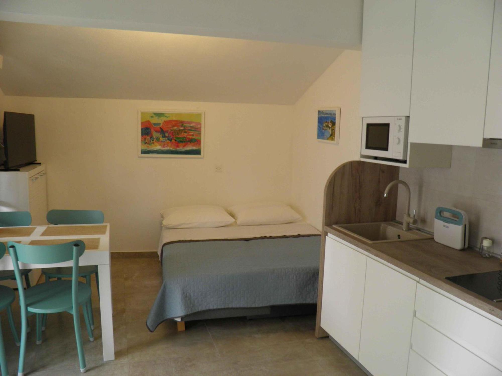 Apartments Marcic Bol Exterior photo