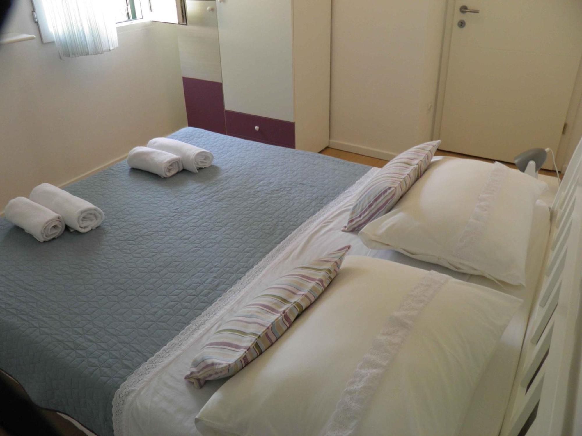 Apartments Marcic Bol Exterior photo