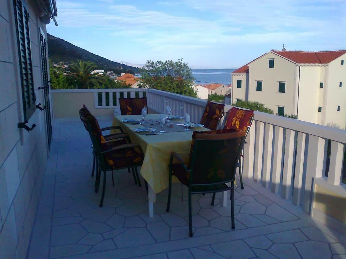 Apartments Marcic Bol Exterior photo